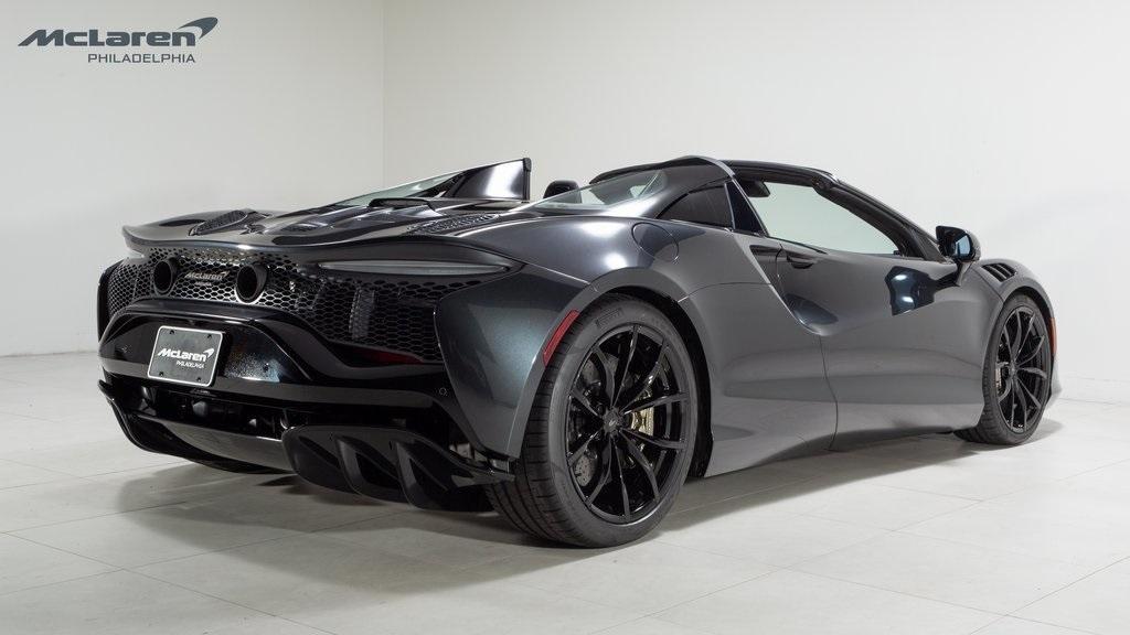 new 2025 McLaren Artura car, priced at $355,308
