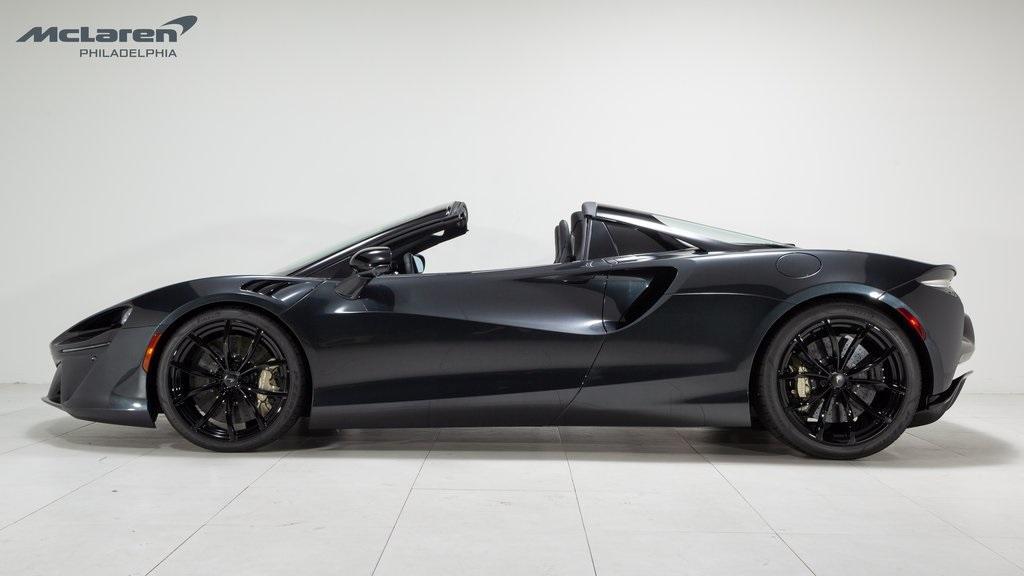 new 2025 McLaren Artura car, priced at $355,308
