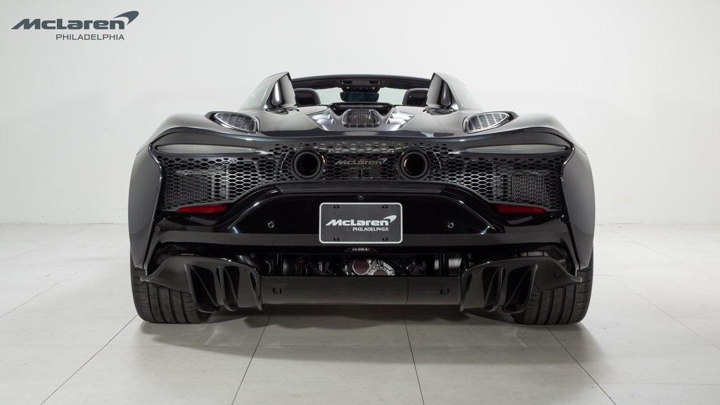 new 2025 McLaren Artura car, priced at $355,308
