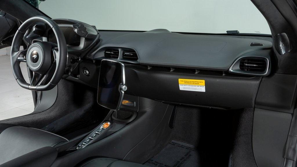 new 2025 McLaren Artura car, priced at $355,308
