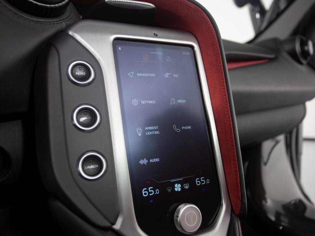 used 2024 McLaren 750S car, priced at $389,995