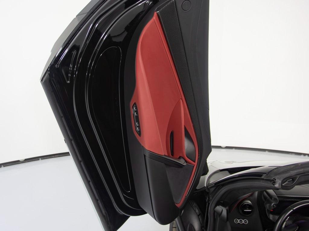 used 2024 McLaren 750S car, priced at $389,995