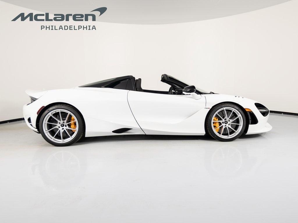 new 2025 McLaren 750S car, priced at $414,230
