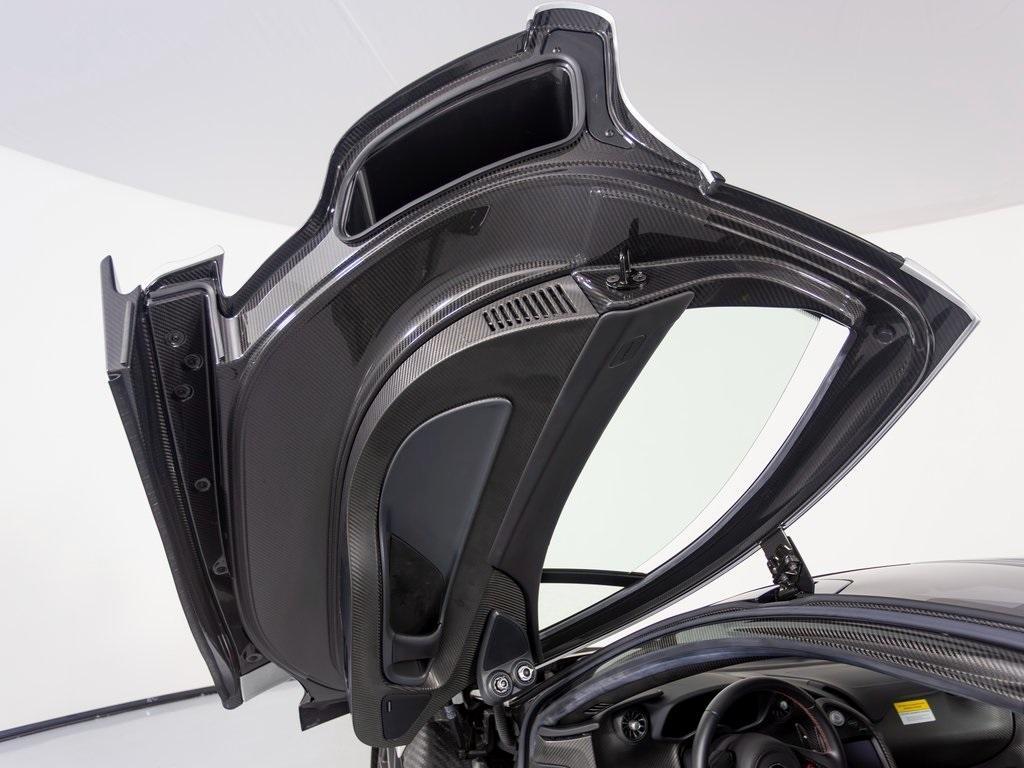 used 2014 McLaren P1 car, priced at $2,499,995