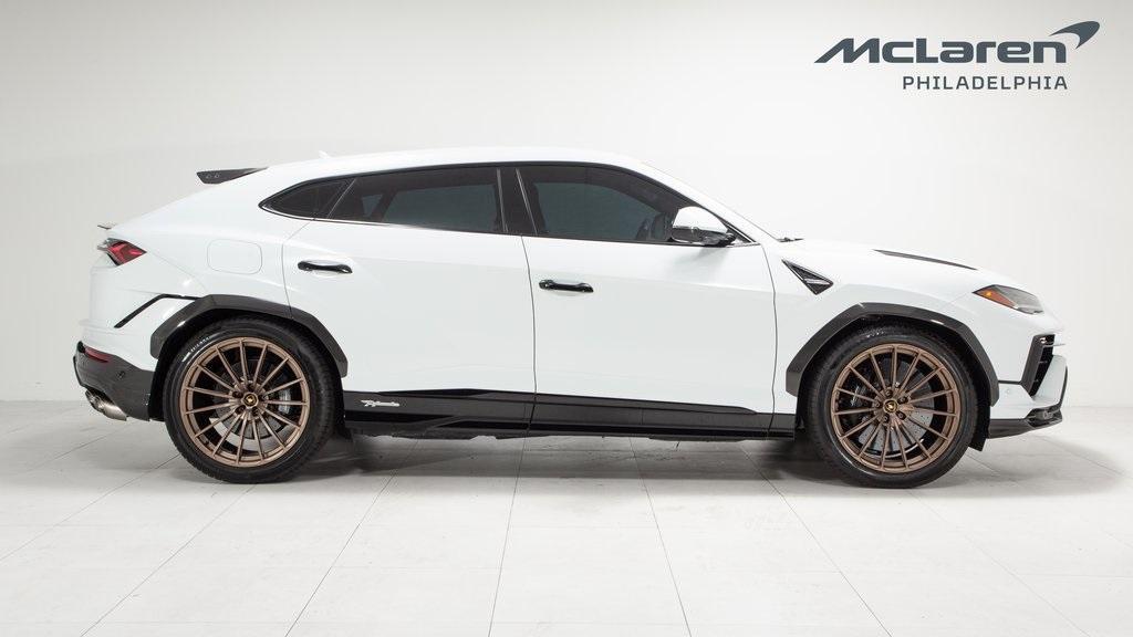 used 2023 Lamborghini Urus car, priced at $294,818