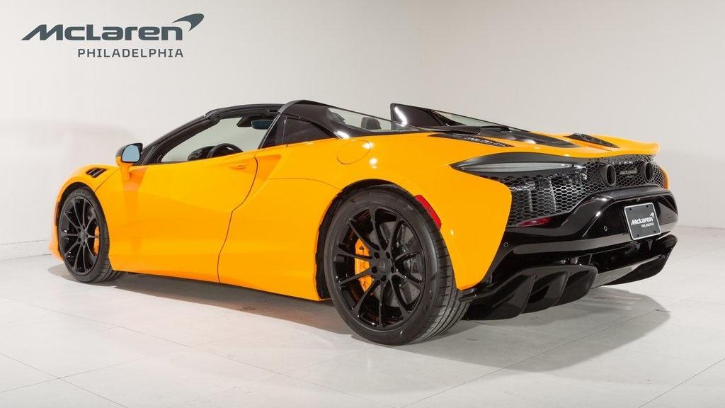 new 2025 McLaren Artura car, priced at $324,190