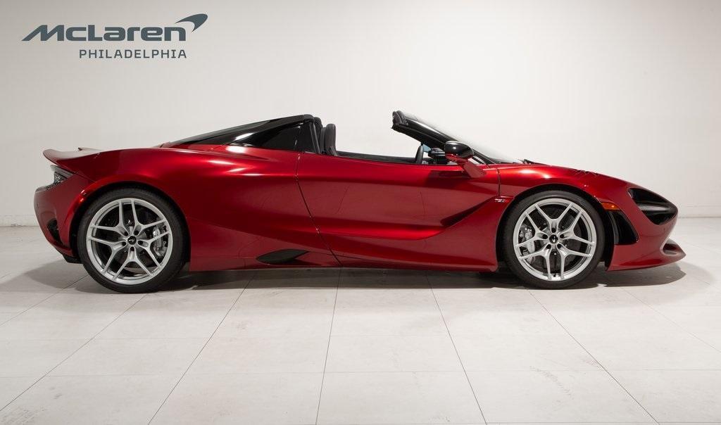 new 2024 McLaren 750S car, priced at $428,540