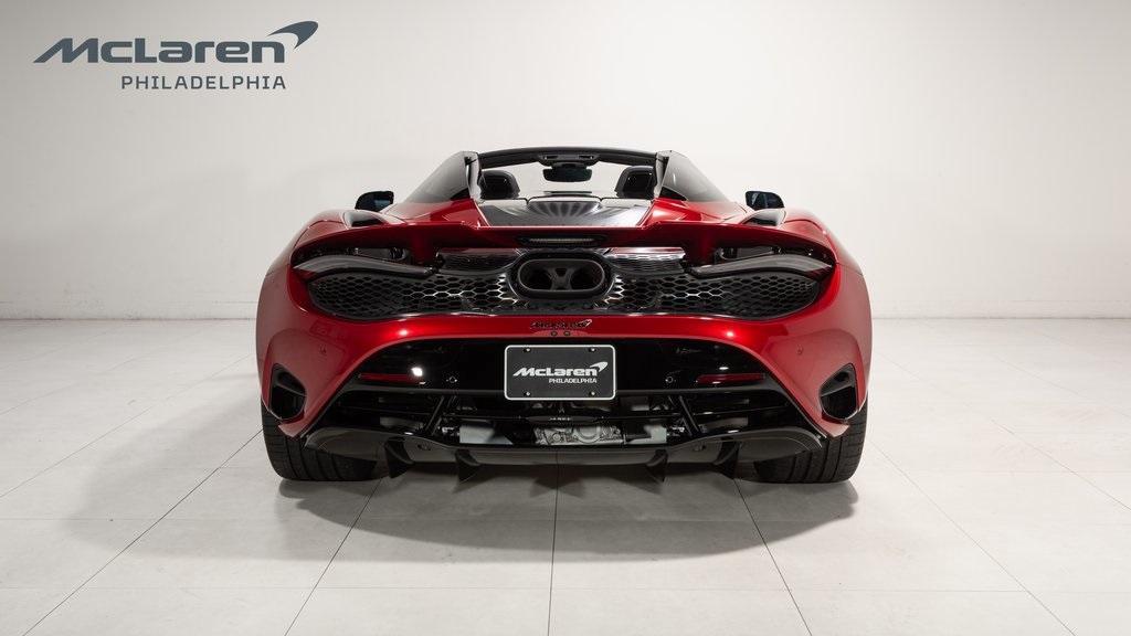 new 2024 McLaren 750S car, priced at $428,540