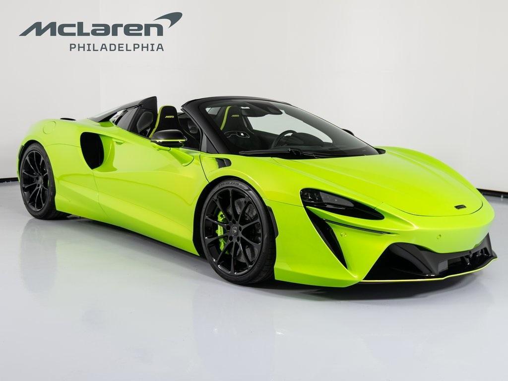 used 2025 McLaren Artura car, priced at $329,995
