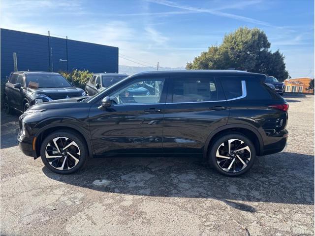 new 2024 Mitsubishi Outlander car, priced at $40,400