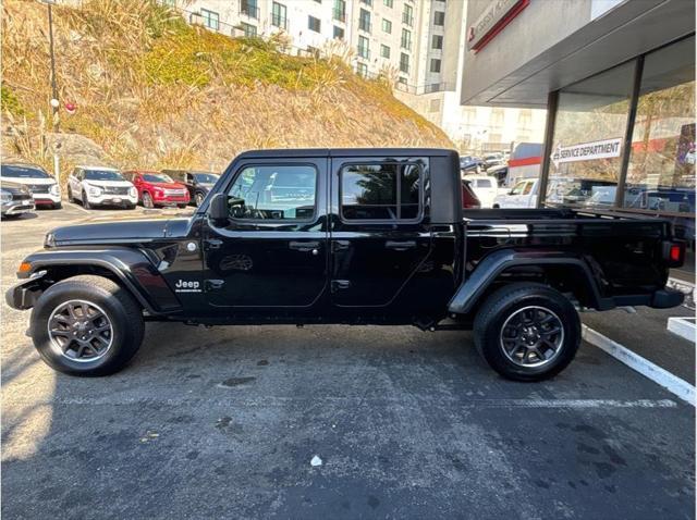 used 2023 Jeep Gladiator car, priced at $35,088