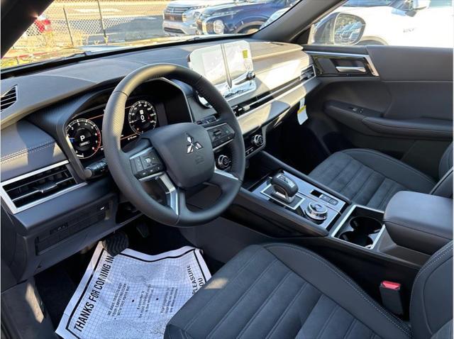 new 2024 Mitsubishi Outlander car, priced at $35,645