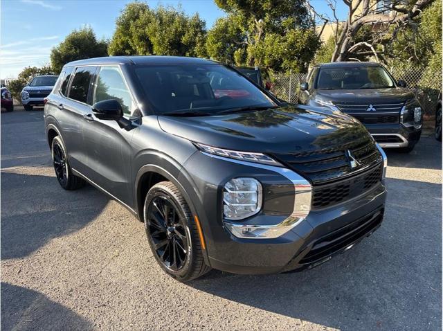 new 2024 Mitsubishi Outlander car, priced at $35,645