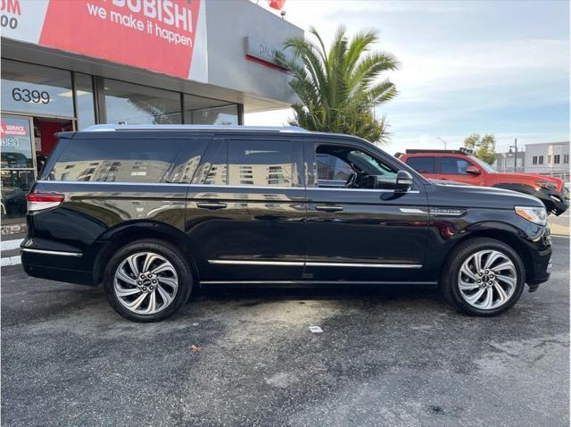 used 2022 Lincoln Navigator car, priced at $57,388