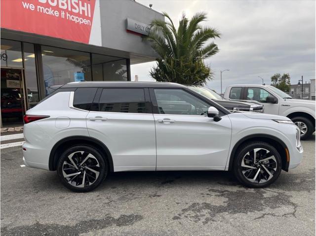 new 2024 Mitsubishi Outlander car, priced at $41,440