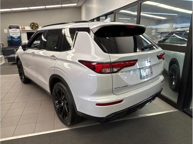 new 2024 Mitsubishi Outlander car, priced at $40,090