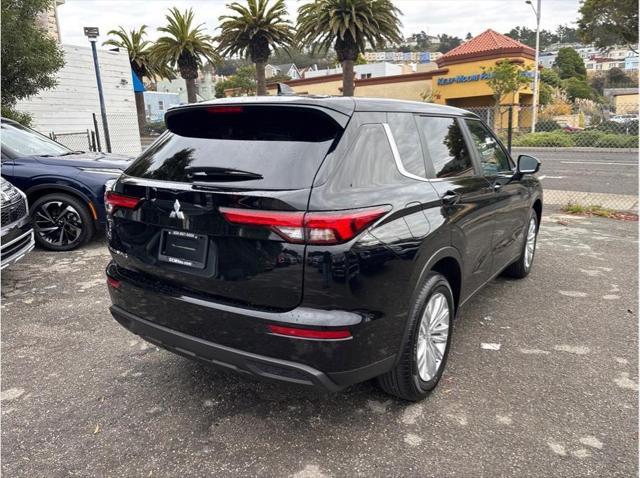 new 2024 Mitsubishi Outlander car, priced at $31,050