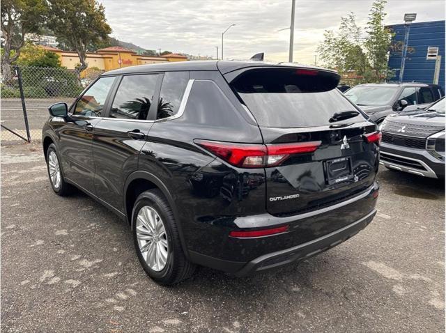 new 2024 Mitsubishi Outlander car, priced at $31,050