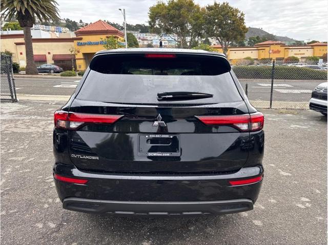 new 2024 Mitsubishi Outlander car, priced at $31,050