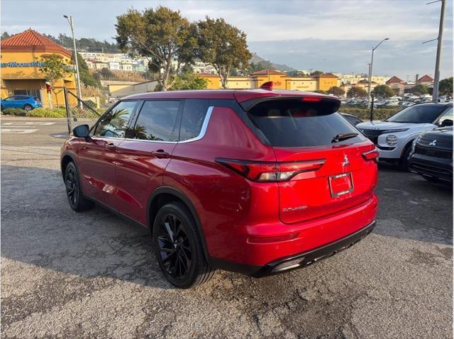 used 2023 Mitsubishi Outlander car, priced at $25,998