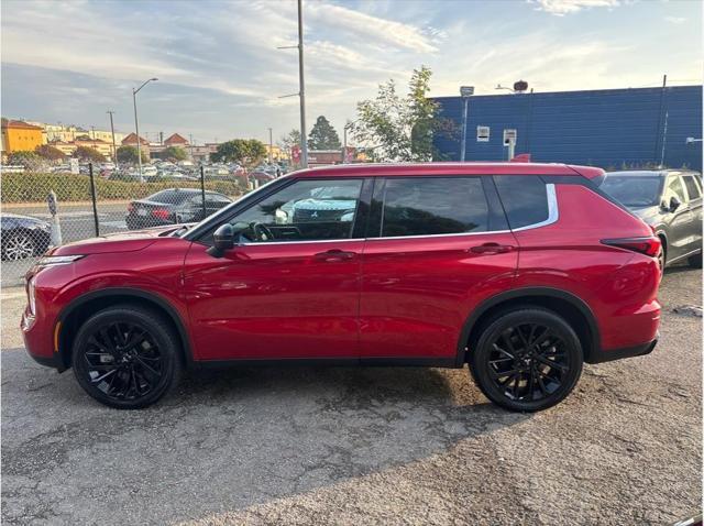 used 2023 Mitsubishi Outlander car, priced at $25,998