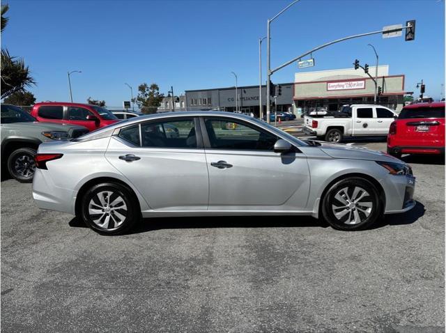 used 2023 Nissan Altima car, priced at $23,088