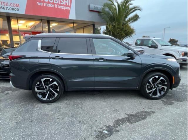 new 2024 Mitsubishi Outlander car, priced at $40,705