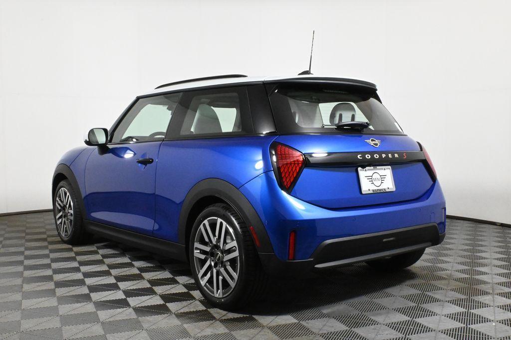 new 2025 MINI Hardtop car, priced at $36,145