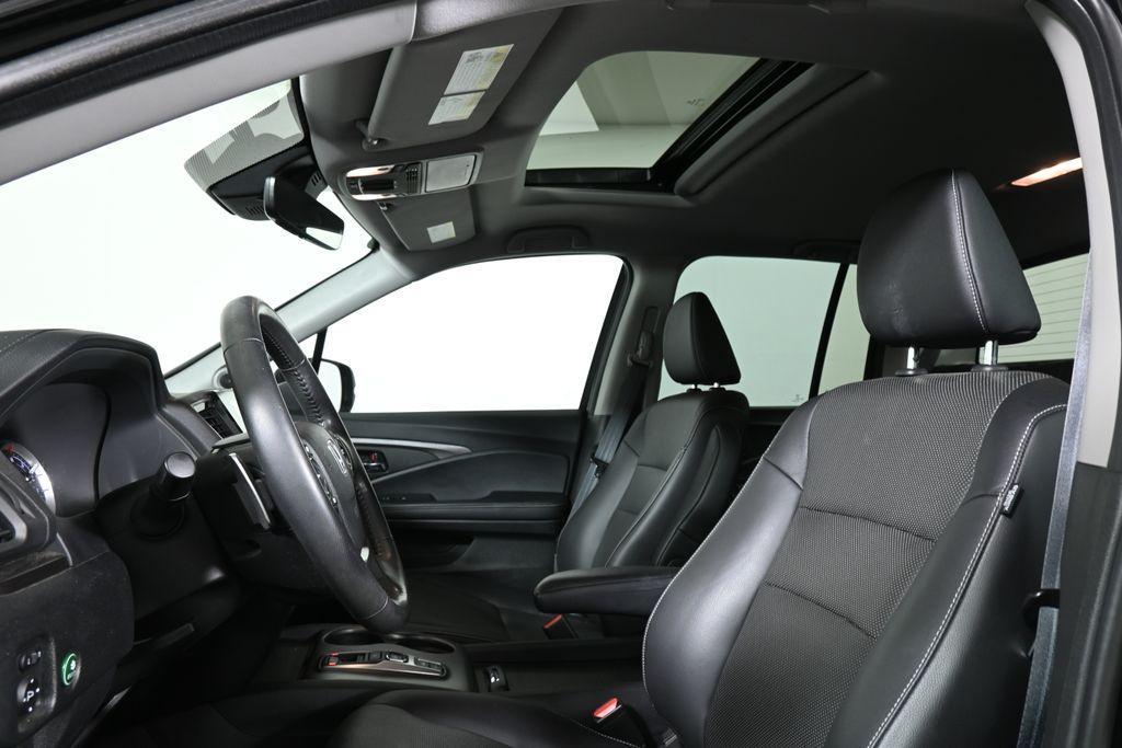 used 2022 Honda Ridgeline car, priced at $32,236