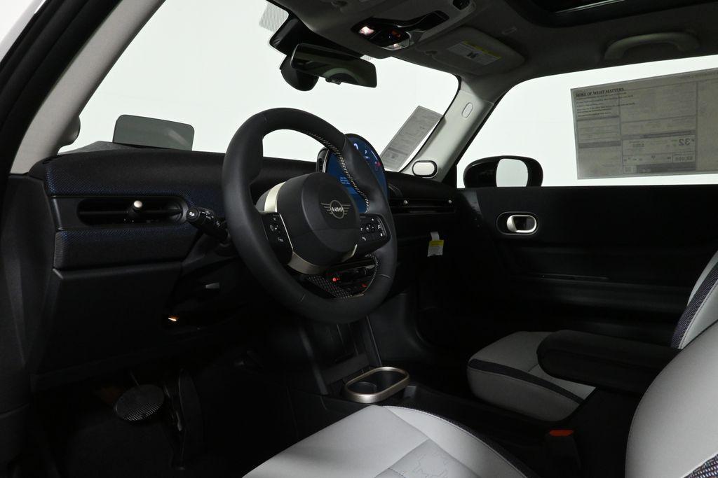 new 2025 MINI Hardtop car, priced at $37,295