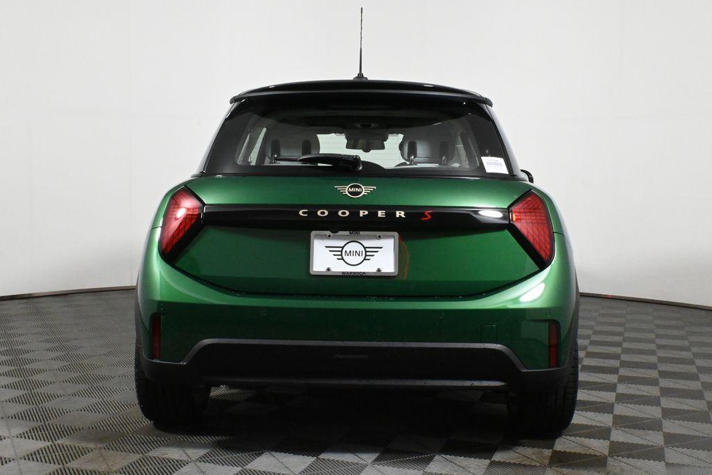 new 2025 MINI Hardtop car, priced at $37,295