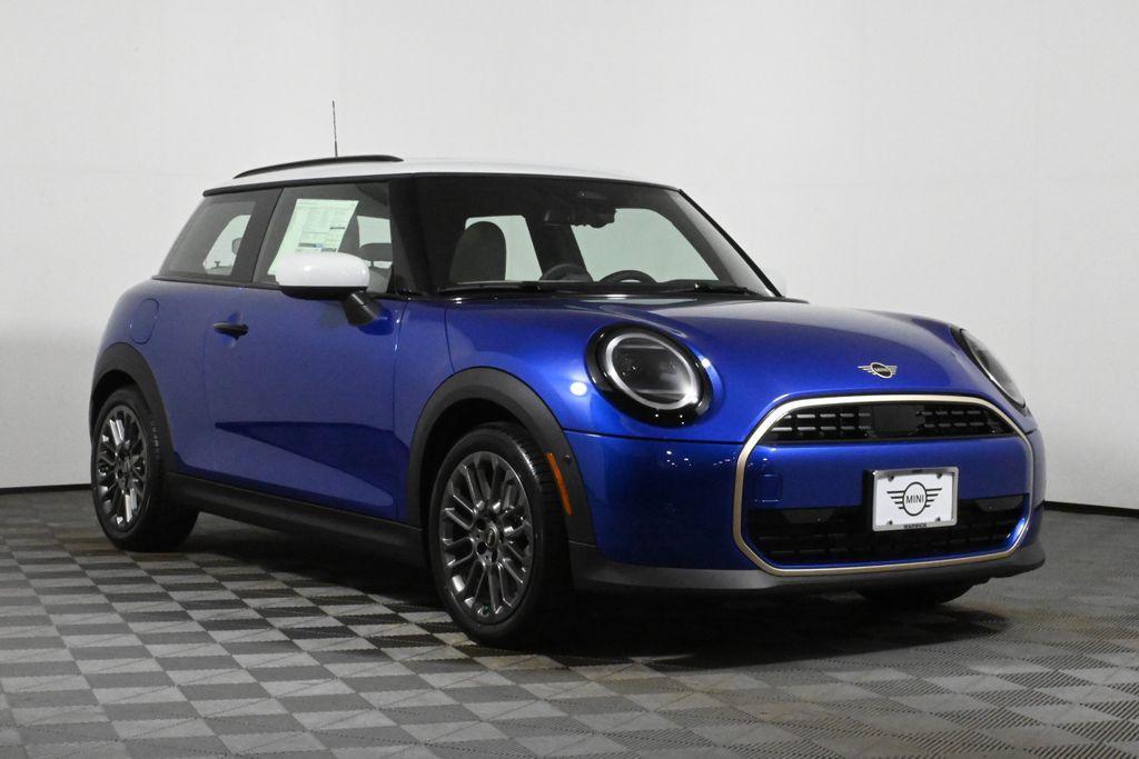 new 2025 MINI Hardtop car, priced at $32,595