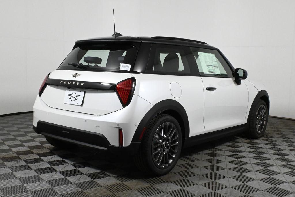 new 2025 MINI Hardtop car, priced at $33,595