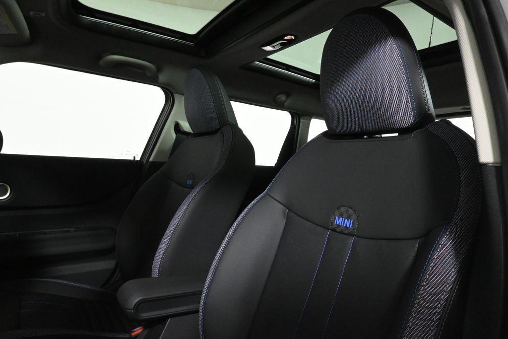 new 2025 MINI Hardtop car, priced at $36,775