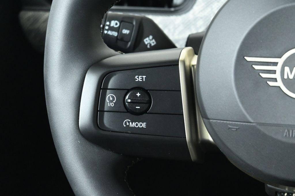 used 2025 MINI Hardtop car, priced at $31,650