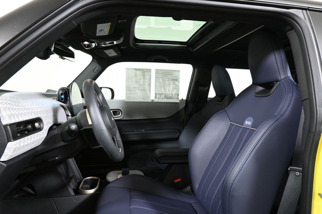 used 2025 MINI Hardtop car, priced at $31,650