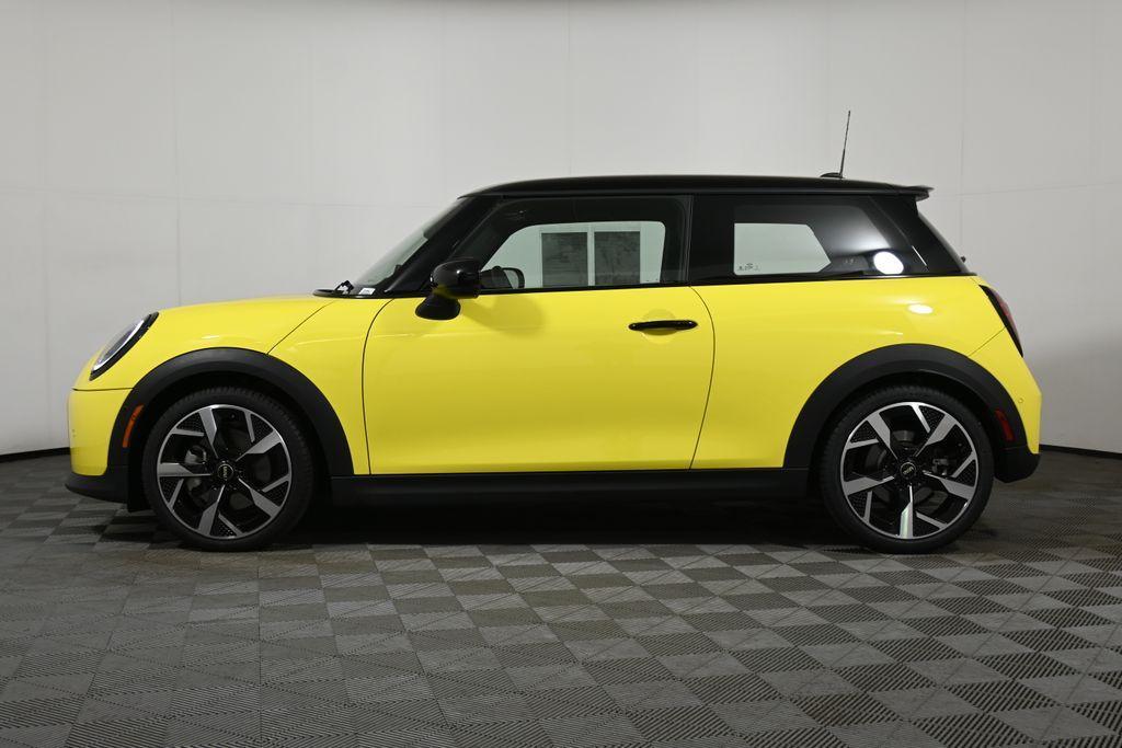 used 2025 MINI Hardtop car, priced at $31,650