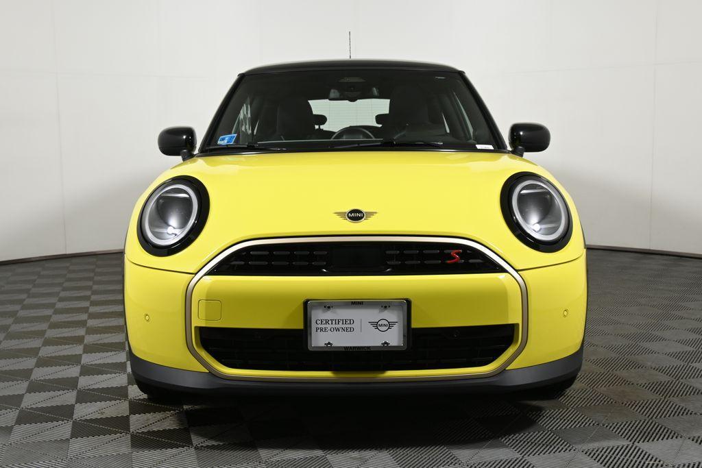 used 2025 MINI Hardtop car, priced at $31,650