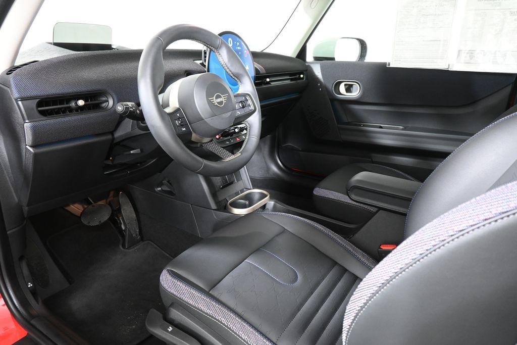 used 2025 MINI Hardtop car, priced at $30,495