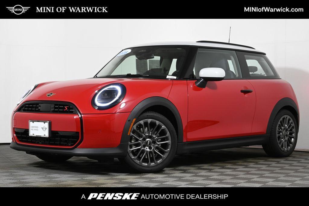 used 2025 MINI Hardtop car, priced at $31,683