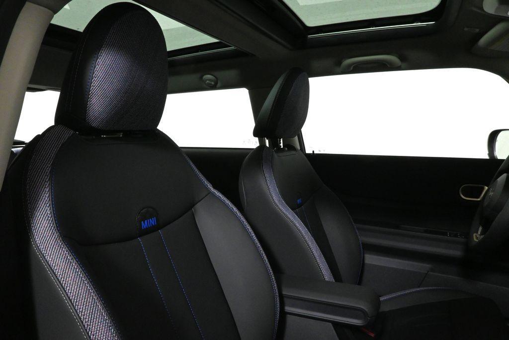 used 2025 MINI Hardtop car, priced at $35,845