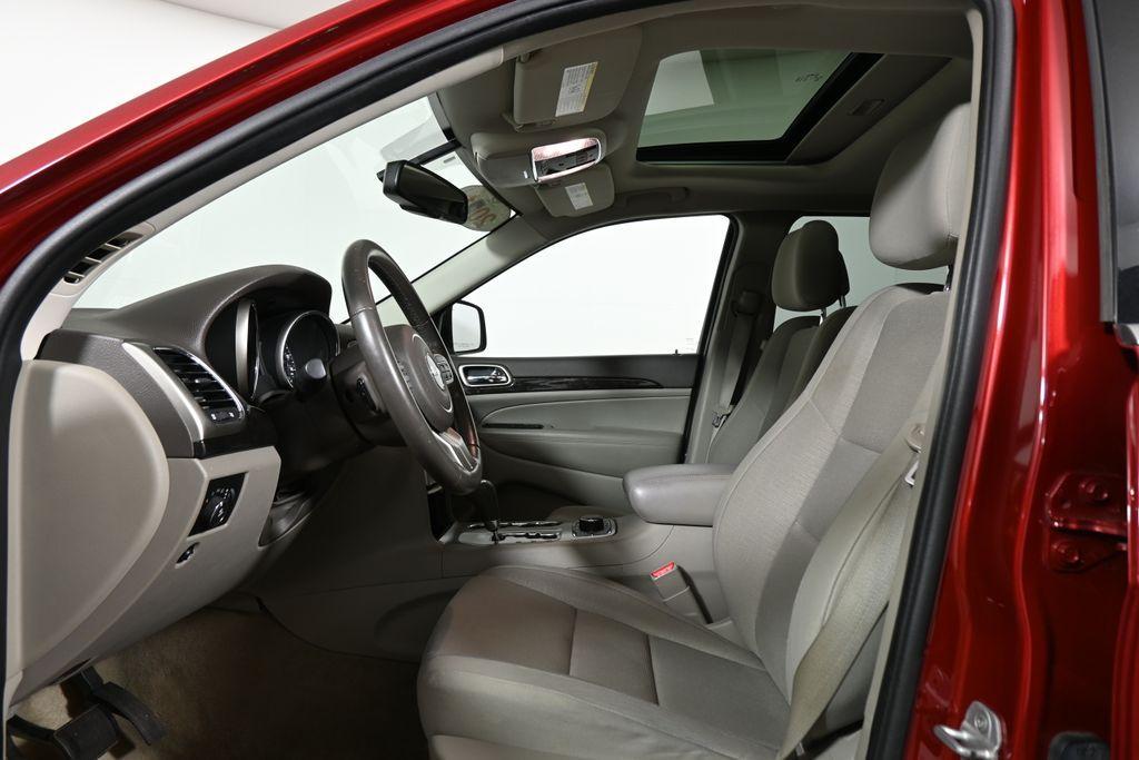 used 2011 Jeep Grand Cherokee car, priced at $11,423