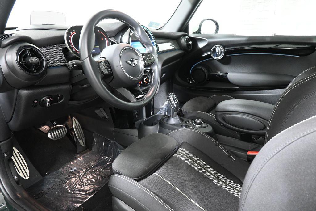 used 2023 MINI Hardtop car, priced at $32,990