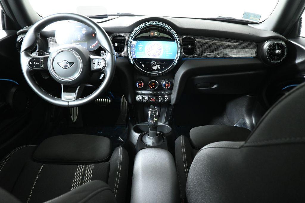 used 2023 MINI Hardtop car, priced at $32,990