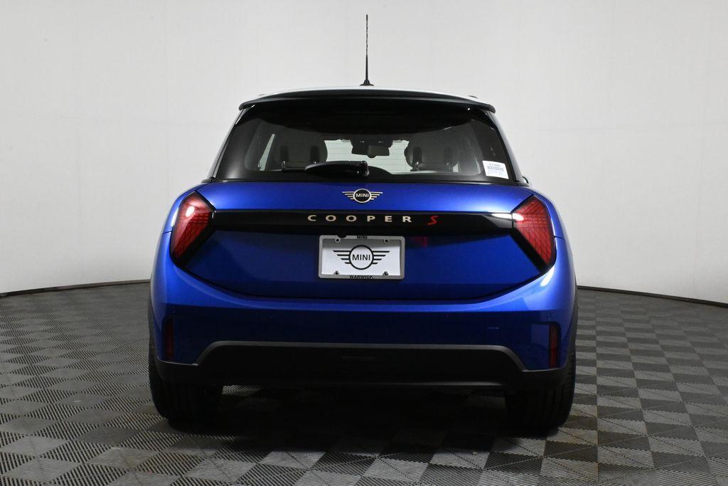 new 2025 MINI Hardtop car, priced at $38,545