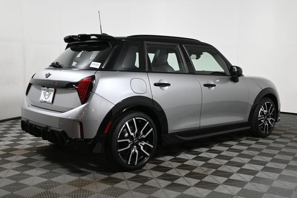 new 2026 MINI Hardtop car, priced at $42,025