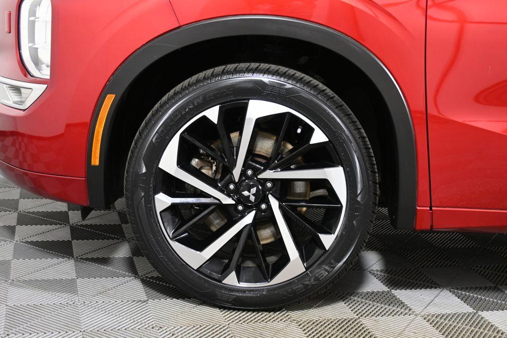 used 2022 Mitsubishi Outlander car, priced at $24,894