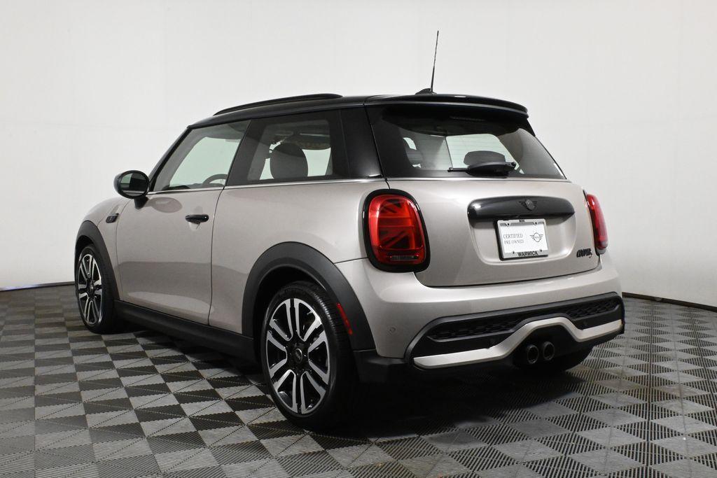 used 2024 MINI Hardtop car, priced at $29,687