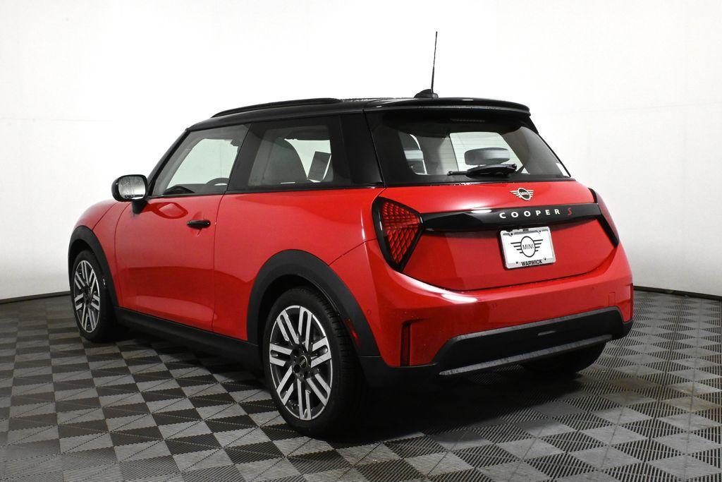 new 2025 MINI Hardtop car, priced at $35,845