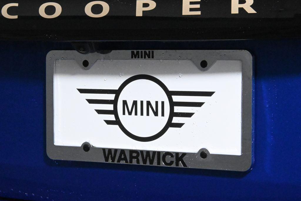used 2025 MINI Hardtop car, priced at $30,819